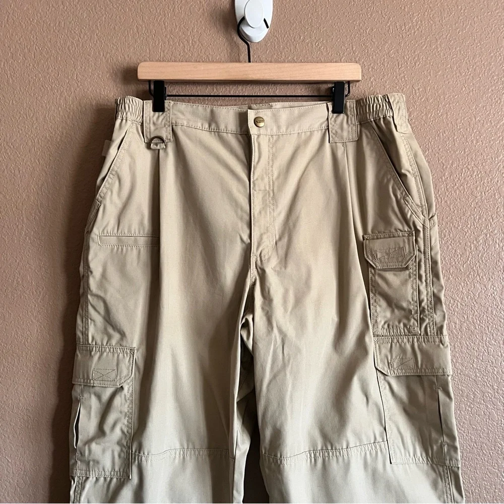 5.11 Tactical Men's Beige Cargo Pants Size 40x30